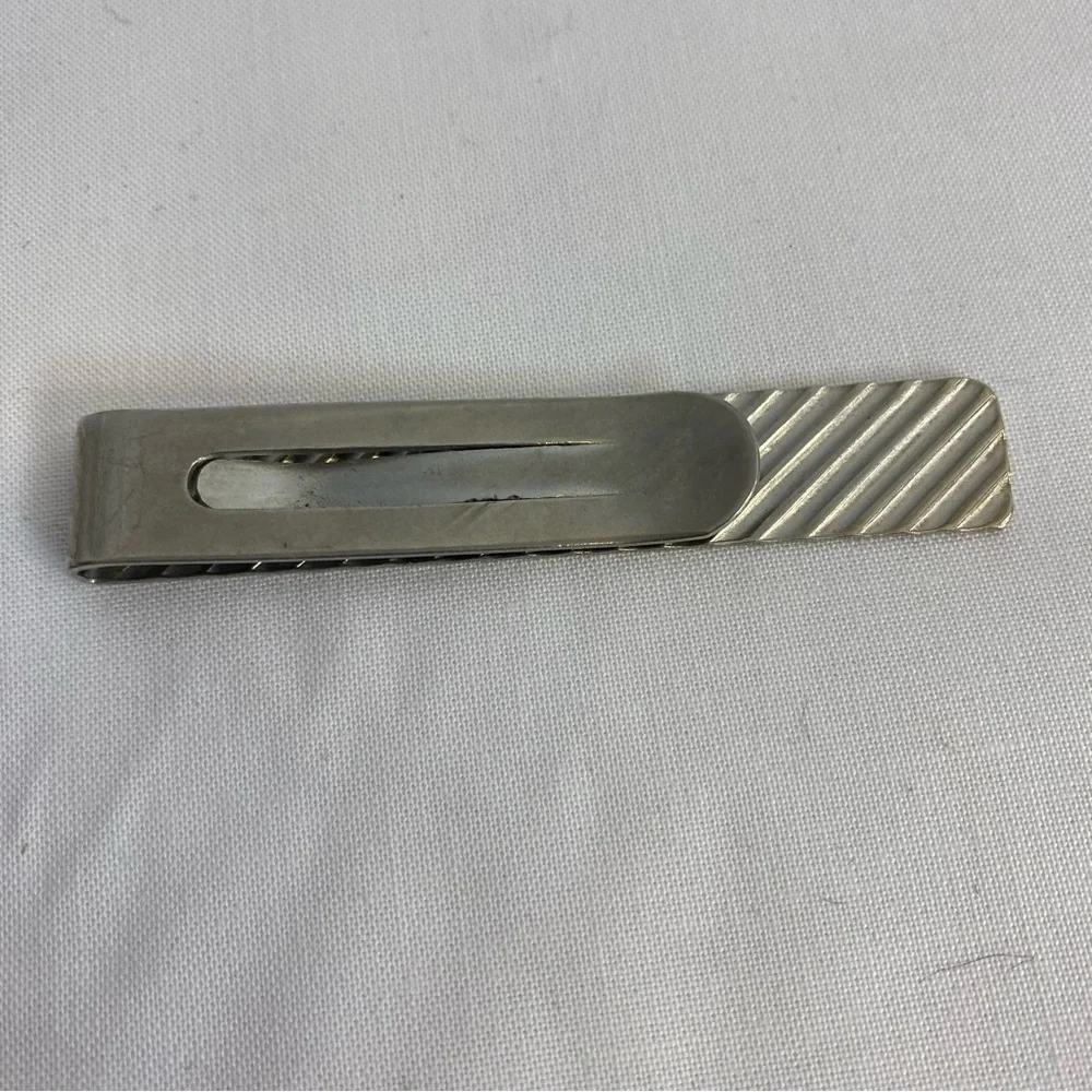 Vintage Silver Tone Diagonal Stripe money clip